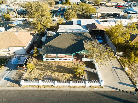 3rd image of 3009 W Solano Dr N