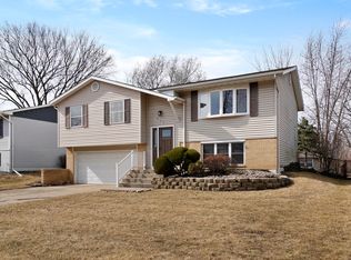 904 Tyler Ave, Dyer, IN 46311