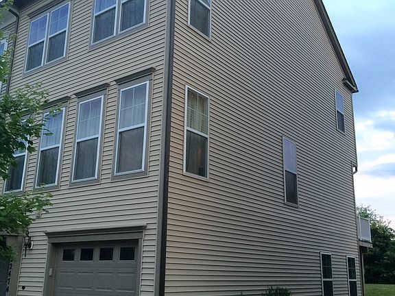 Side view of end unit