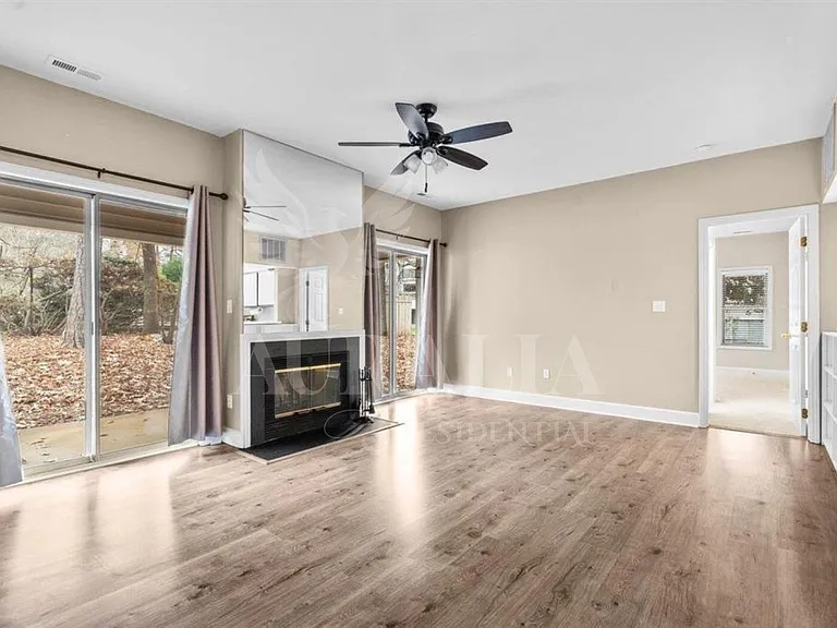 6121 Sunpointe Dr #103 — Photo 5