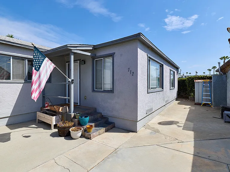 712 S Myers St — Photo 1