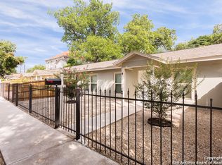 1106 N Flores St, San Antonio, TX 78212