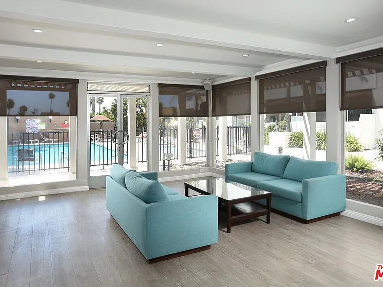 7250 Franklin Ave #1006 — Photo 13