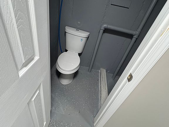 4th image of 3296 Stevie Ln