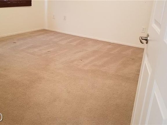 5th image of 6868 Sky Pointe Dr Unit 1074