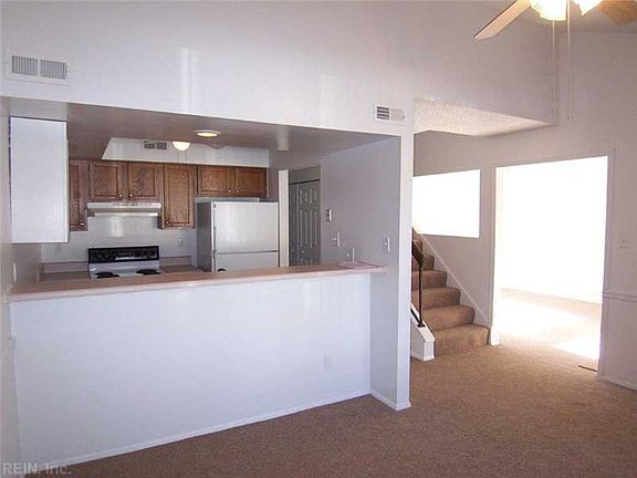 5th image of 3845 Foxglove Ct