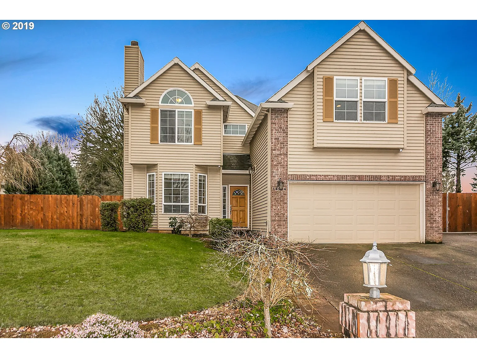 14004 Conway Dr photo 1