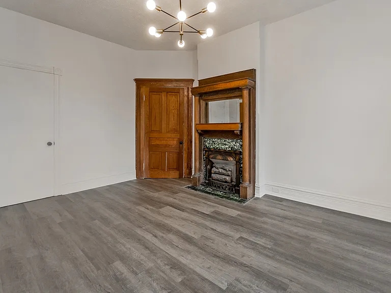 46 S 10th St #2 — Photo 3