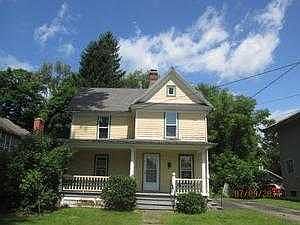 1st image of 39 Chestnut St