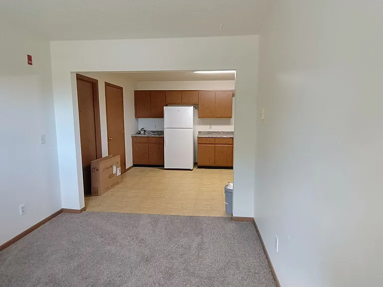 488 N Welco Dr #22 — Photo 3