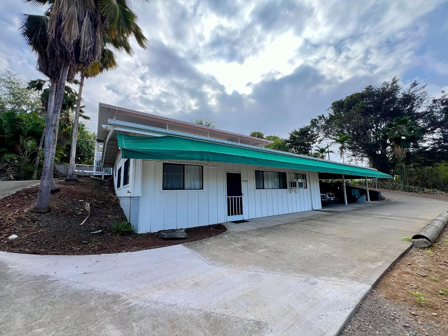 78-230 Kahaluu Rd - Kahaluu Ohana — Photo 1