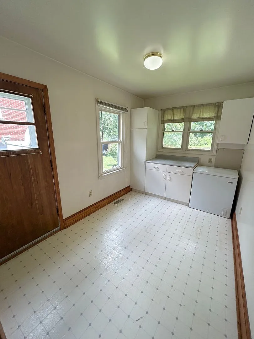 Beautiful Home Located in Blacksburg — Photo 4