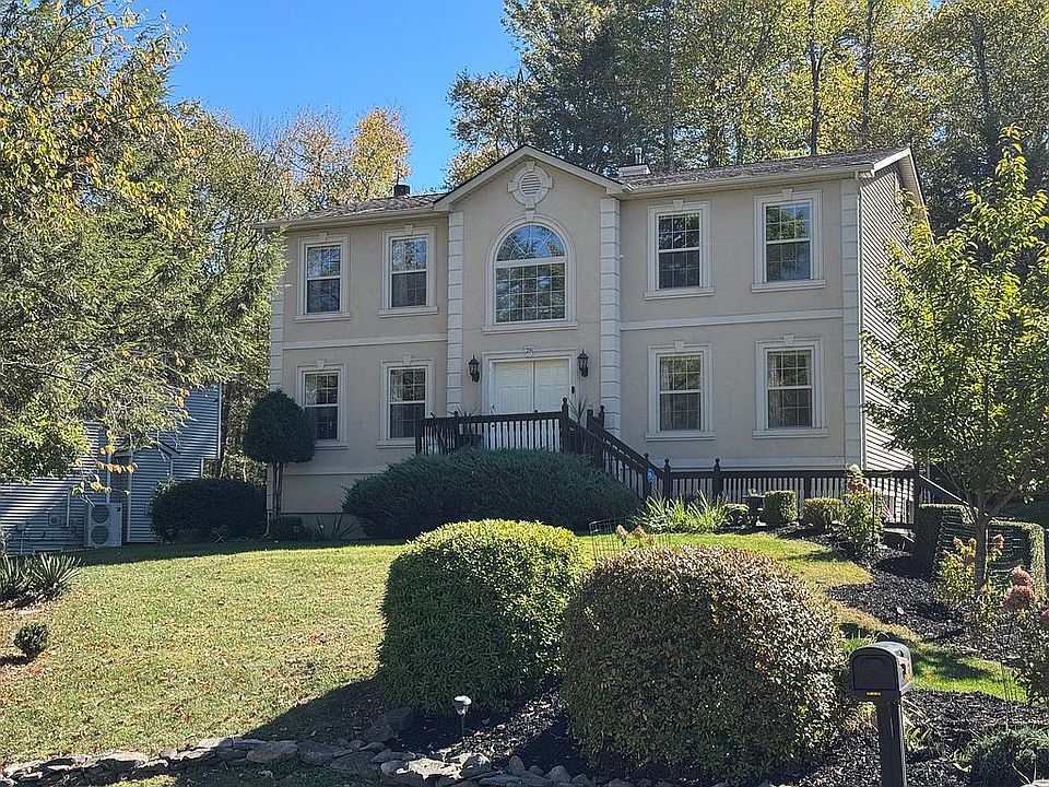 1st image of 28 Douglas St