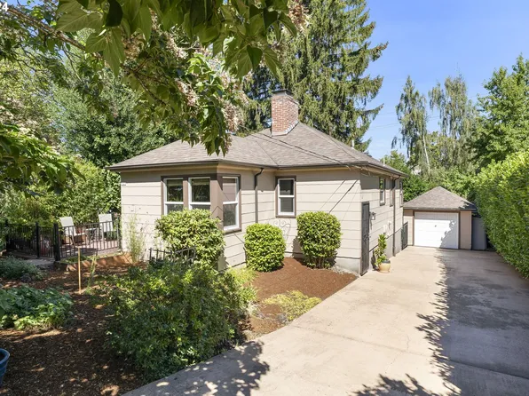 5723 SE Washington St, Portland, OR 97215