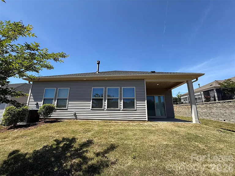 11838 Red Leaf Dr — Photo 26