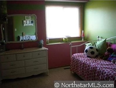 4th image of 7210 Deerwood Ln N