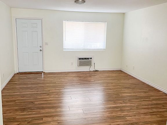 4th image of 5040 A St APT 7