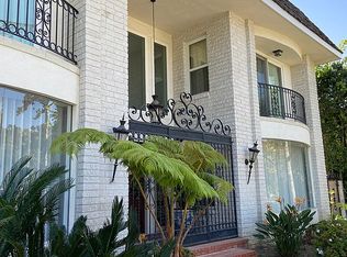 613 N Camden Dr, Beverly Hills, CA 90210