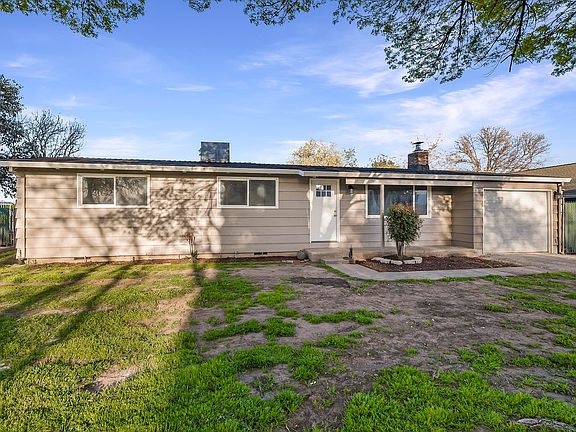 3rd image of 7864 Molinos Ave