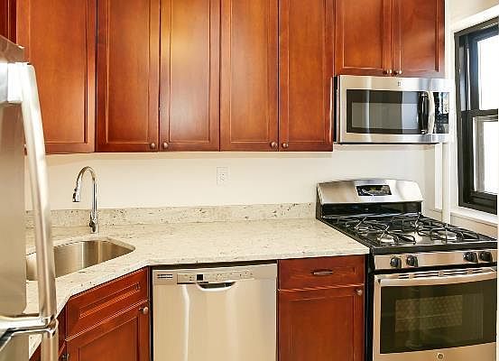 1st image of 345 Clinton Ave APT 4C