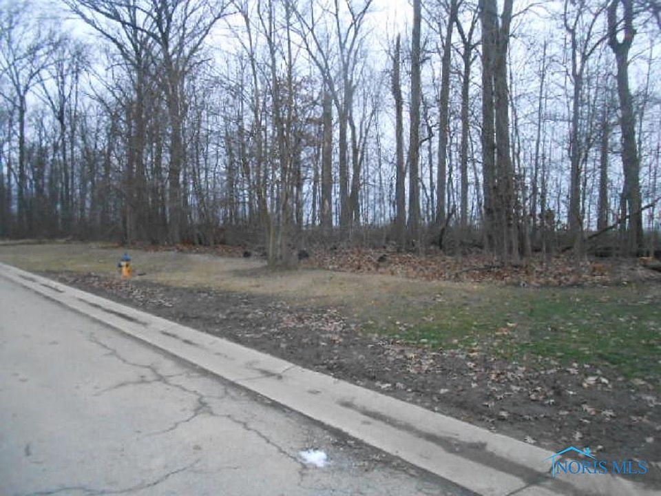 2nd image of 0 Pin Oak Pass