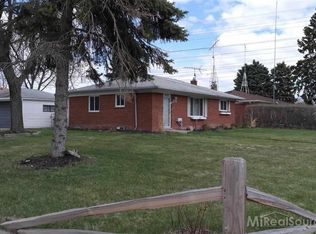 12545 Plumbrook Rd, Sterling Heights, MI 48312