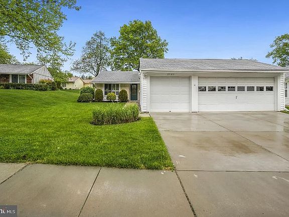 2nd image of 3525 Twin Branches Dr #39-A
