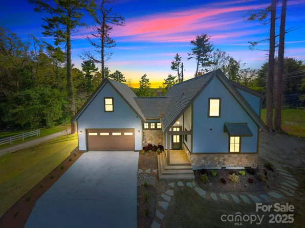 154 Osceola Rd, Hendersonville, NC 28739