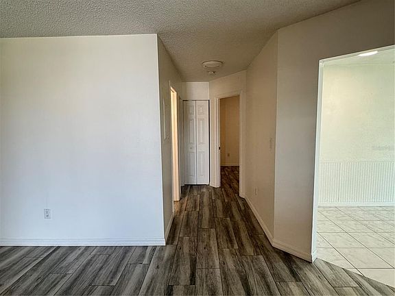 2nd image of 215 Fernwood St