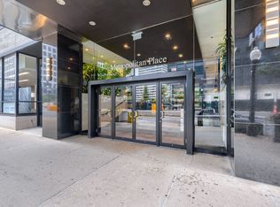130 S Canal St APT 419, Chicago, IL 60606