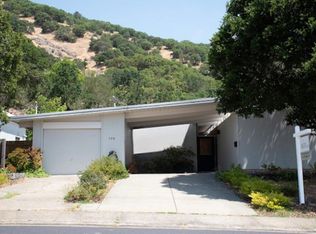 598 Loganberry Dr, San Rafael, CA 94903