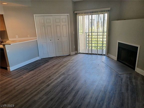 4th image of 2220 Pinetop Ln Unit 206