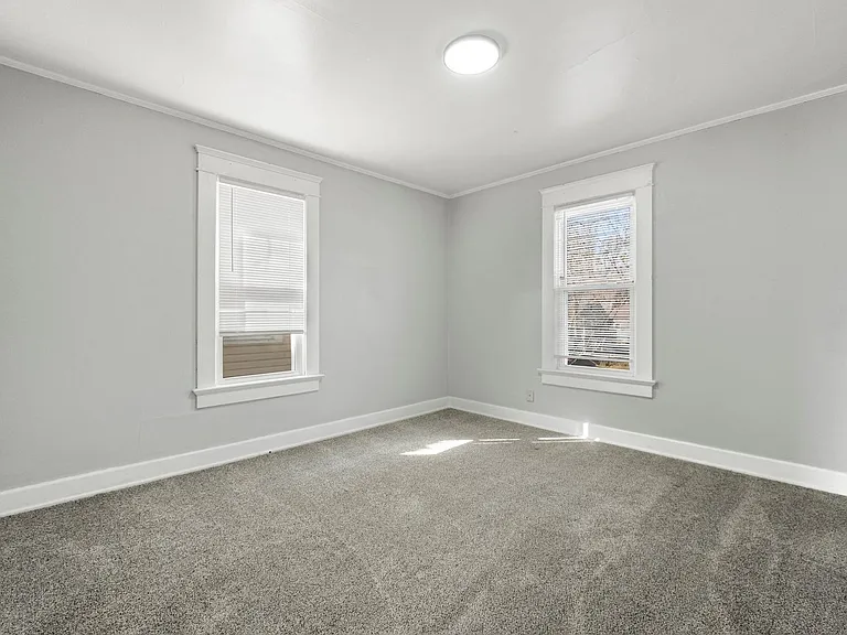 2118 Webster St — Photo 30