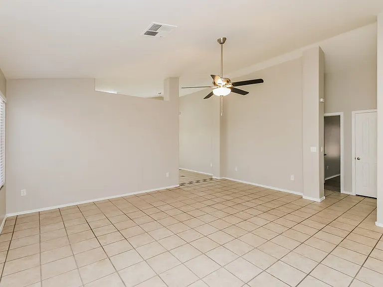 1504 W Page Ave — Photo 5