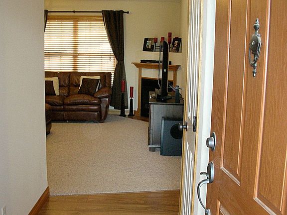 Interior - Entry