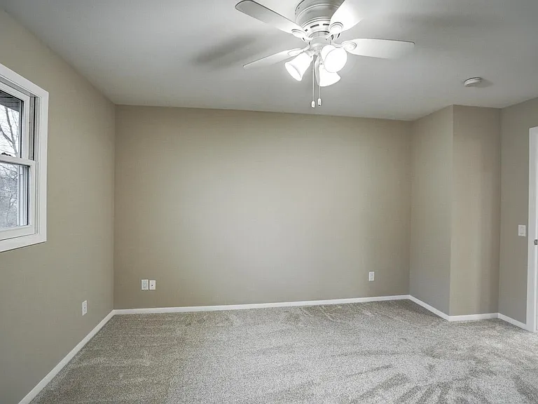 2678 Richardson St — Photo 17