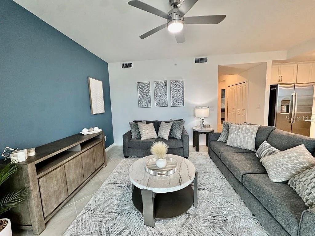 2 bed, 2.0 bath, 1154 sqft, $3,500 — Photo 3