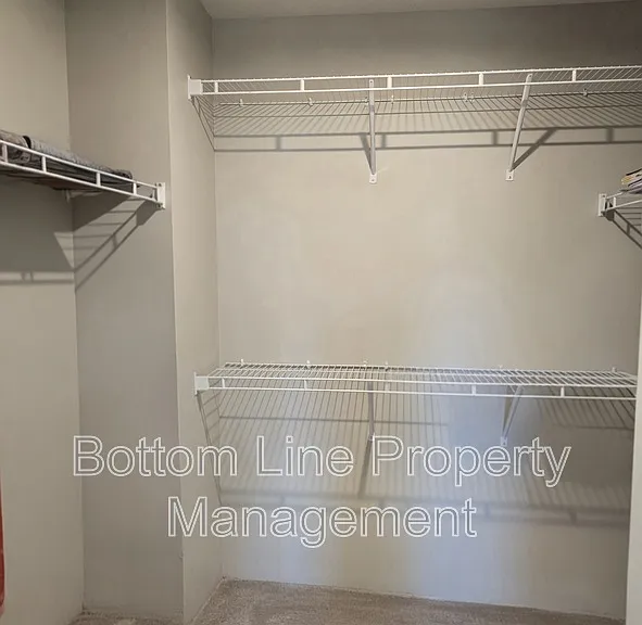 2030 Sewall Ave SW — Photo 37