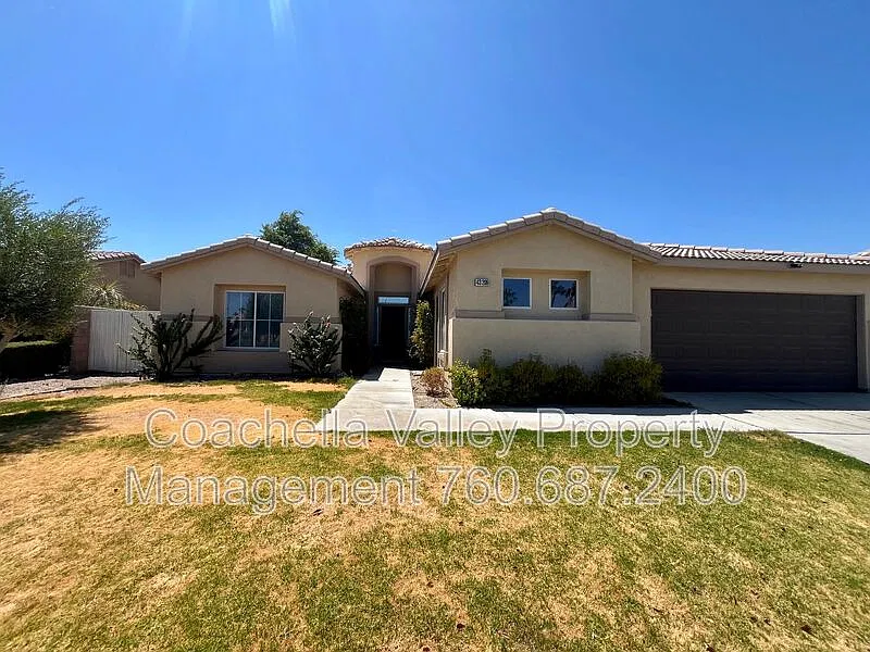4 bed, 3.0 bath, 2050 sqft, $3,495 — Photo 2