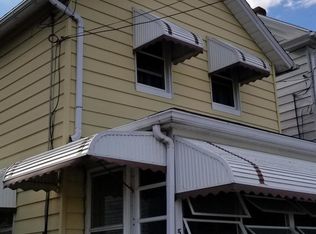 572 Penn Ct, Hazleton, PA 18201