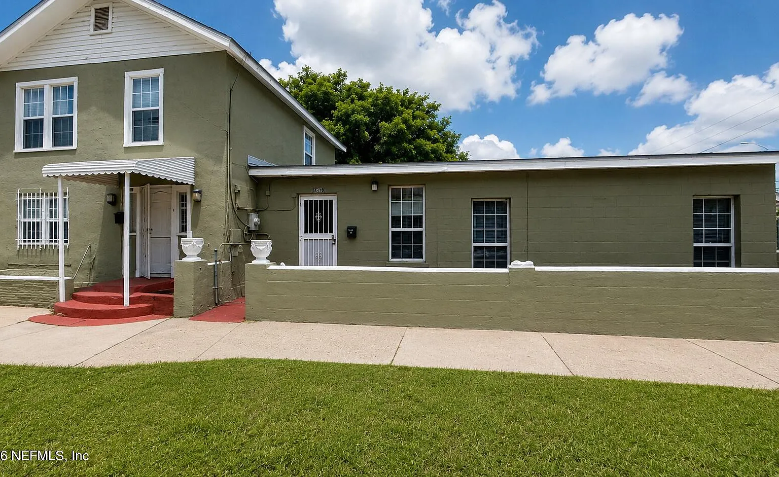 2 bed, 1.0 bath, 800 sqft, $1,100 — Photo 1