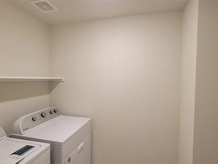 807 Goldenrod Ln — Photo 19
