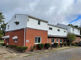 5885 Youngstown Hubbard Rd #4, Hubbard, OH 44425