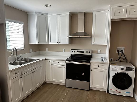 4th image of 661 E McKinley Ave #667