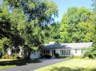 5675 S Meadow Park Dr, Hales Corners, WI 53130
