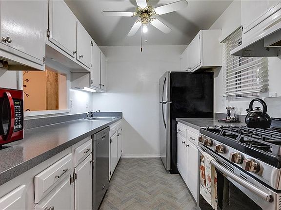 4th image of 11717 S Briar Patch Dr
