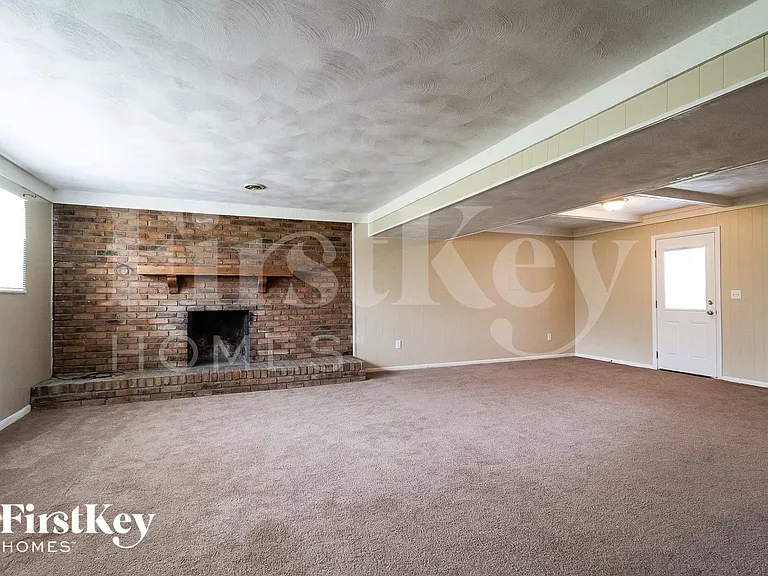 8431 Bluebird Dr — Photo 10