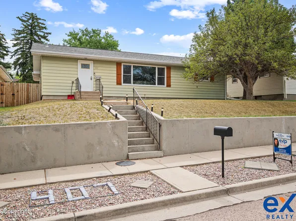407 Rohan Ave, Gillette, WY 82716