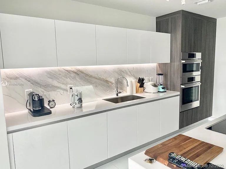 851 NE 1st Ave #PENTHOUSE — Photo 6