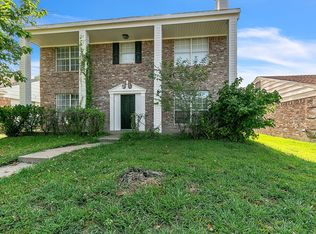 912 Brae Loch Dr, Dallas, TX 75217